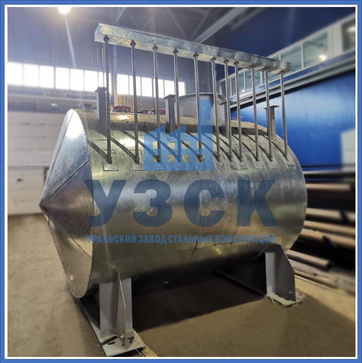 Емкость в оцинковке с теплогидроизоляцией